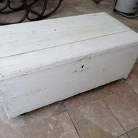 Cassa antica rustica in legno massello