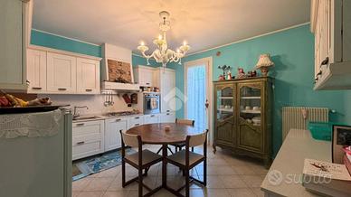 5 LOCALI A PRATA DI PORDENONE