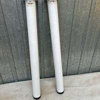 Piedi mobili in metallo