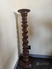 Colonna legno antica