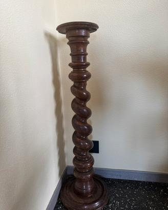 Colonna legno antica