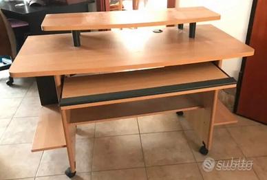 Postazioni PC-PortaTV s Stereo-Cassettiera e Vario