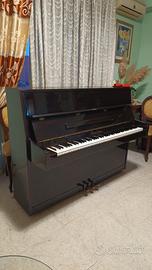 Pianoforte verticale Pearl River UP115