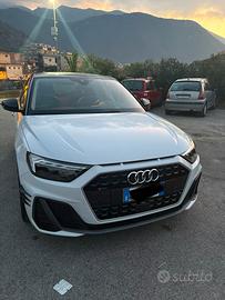 Audi A1 sportback S-line 25 tfsi