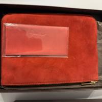 Pochette Camoscio Rosso Pomellato Limited Edition