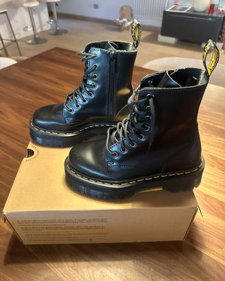 Dr Martens