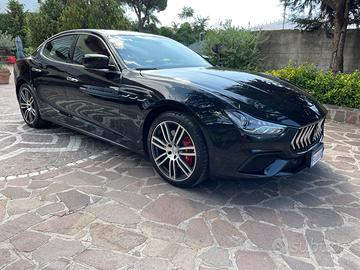 Maserati Ghibli Ghibli 3.0 V6 ds 275cv