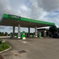 Distributore di benzina bar e trattoria