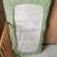 lettino per neonati con materasso 