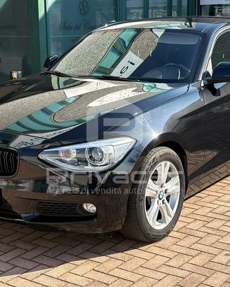 BMW 120d 5p. Business