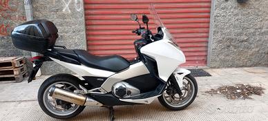 Honda integra 700 DCT