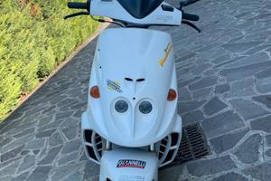 Malaguti Phantom F12 liquido doppio disco