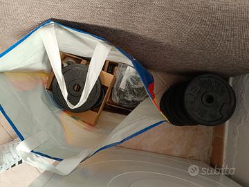 Panca multifunzione con manubri e pesi inclusi 