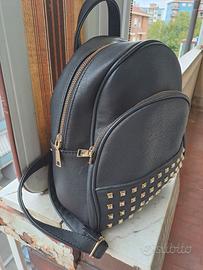 Zainetto donna con borchie