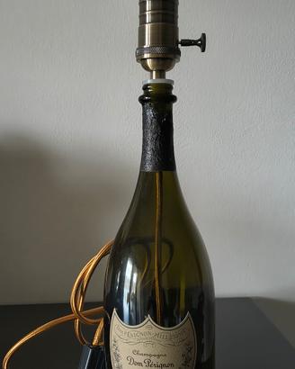 Bottiglia Dom Perignon porta lampada con lampadina