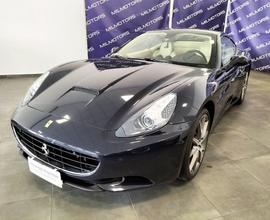 FERRARI California DCT