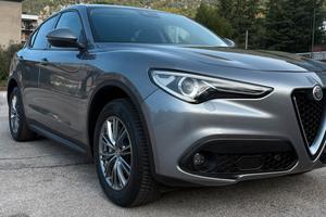 ALFA ROMEO STELVIO Q4 190 cv 2.2 D. Da vedere!