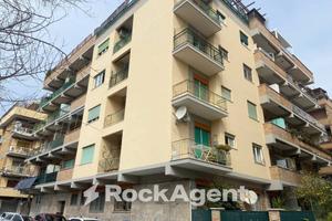 TRILOCALE VIA AGOSTINO SCAPARRO