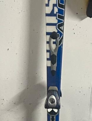Sci Salomon Crossmax con attacchi Salomon