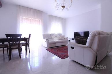 3 LOCALI A MONTALTO UFFUGO