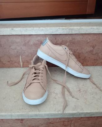 Scarpe Nike blazer low beige unisex numero 40