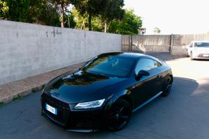 Audi TT mk3 2.0 TFSI 230 CV