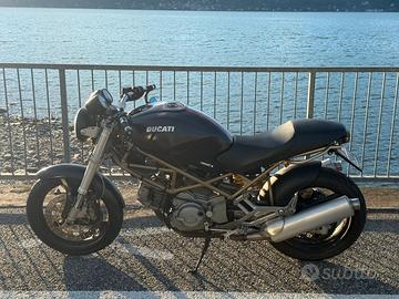 Ducati Monster 600 Dark a carburatori