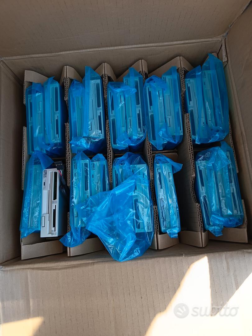 Mitsumi FA404M – Lettore Floppy Disk 3.5″ E Schede Di Memoria 5 In 1 Per PC, Usato Ma Come Nuovo