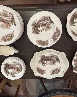 Servizio piatti inglesi 57pz epoca haddon hall