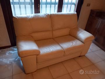  divano in pelle 3 posti e 2 posti