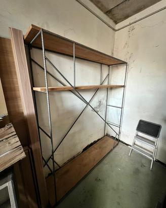 Scaffale