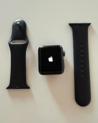Apple Watch serie 2 cassa 38 mm alluminio