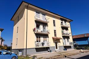 4 LOCALI A SALUSSOLA