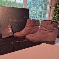 stivaletto VIA ROMA 15