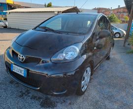 Toyota Aygo 1.0 12V VVT-i 5 porte SOLO 69 MILA KM 