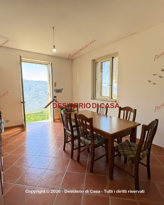 Casa, Sant'Angelo di Brolo.