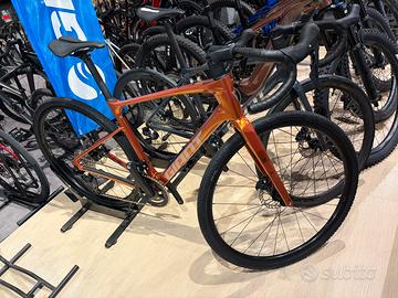 Giant Revolt 2 Advanced 2024| Ruote carbonio