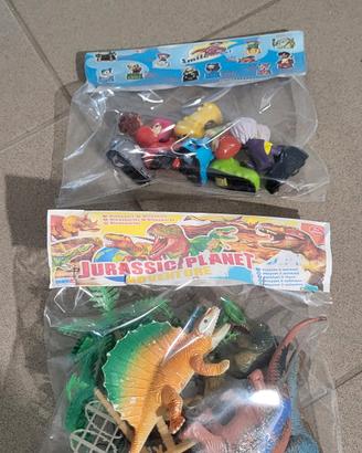 Set  Dinosauri  e Smile Kinder