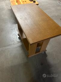 Tavolino con rotelle