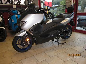 Yamaha T Max 530 SX
