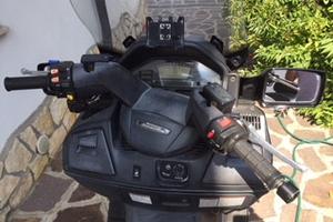 Suzuki Burgman 650 - 2001