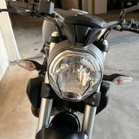Ducati Monster 821 - 2015