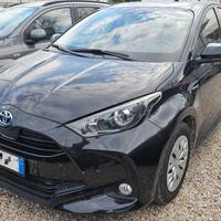 Toyota Yaris 1.5 Hybrid 5 porte Business