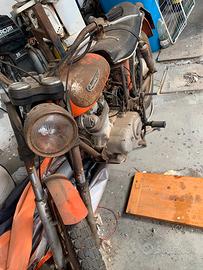 Moto  Ducati scrambler 350