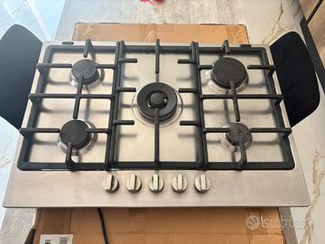 Piano Cottura a 5 Fuochi Indesit