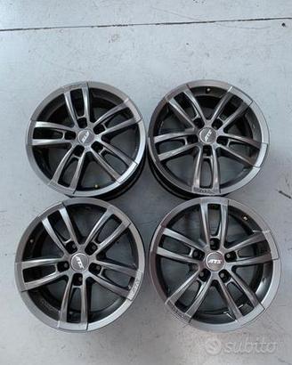 4 Cerchi lega da 16 per MINI COUNTRYMAN usati.