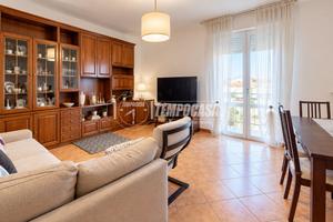 AMPIO APPARTAMENTO CON 3 CAMERE