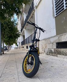 Bici elettrica mini max pari al nuovo