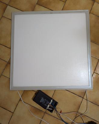 pannello led 60x60 luce biana con alimentatore