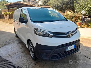 Toyota. Proace